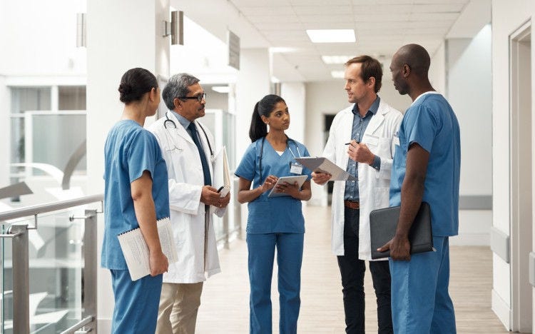 Interprofessional Collaboration in Nursing: Examples and Benefits